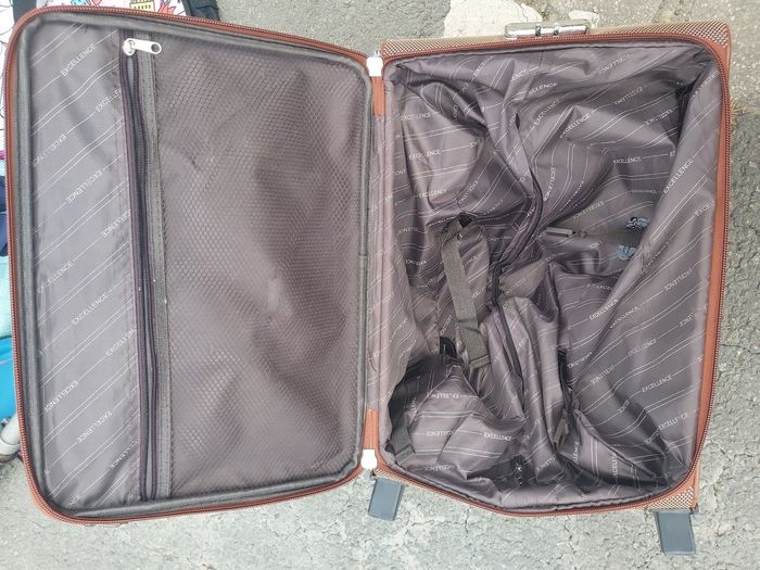 Valise - photo numéro 8