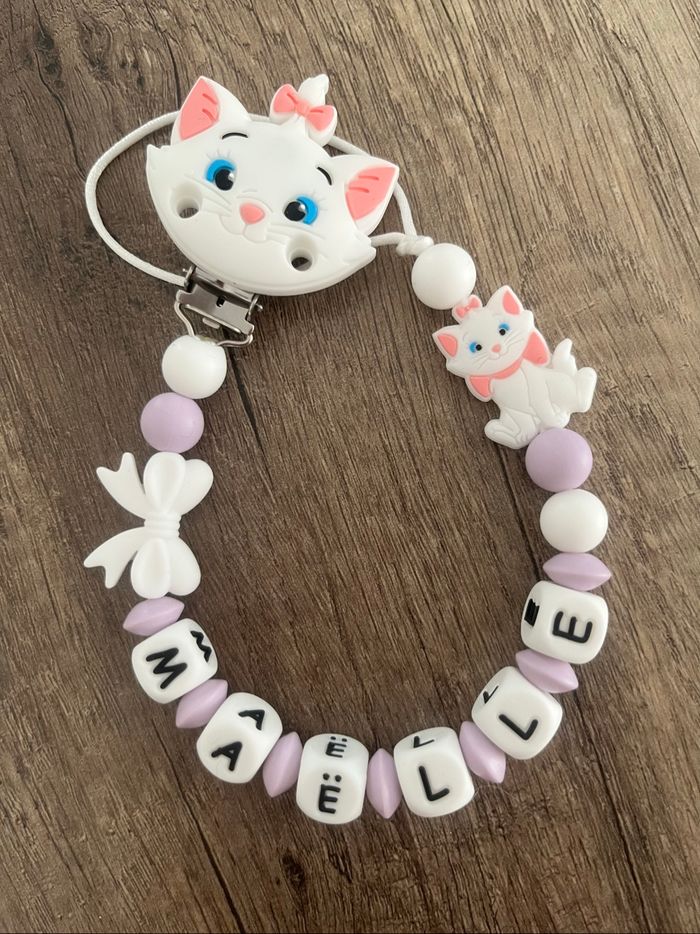 Attache tétine personnalisée Disney Marie ARISTOCHATS - photo numéro 3