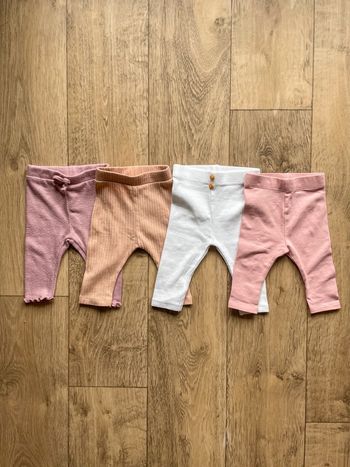 Lot leggings bébé fille Kiabi taille 3 mois 