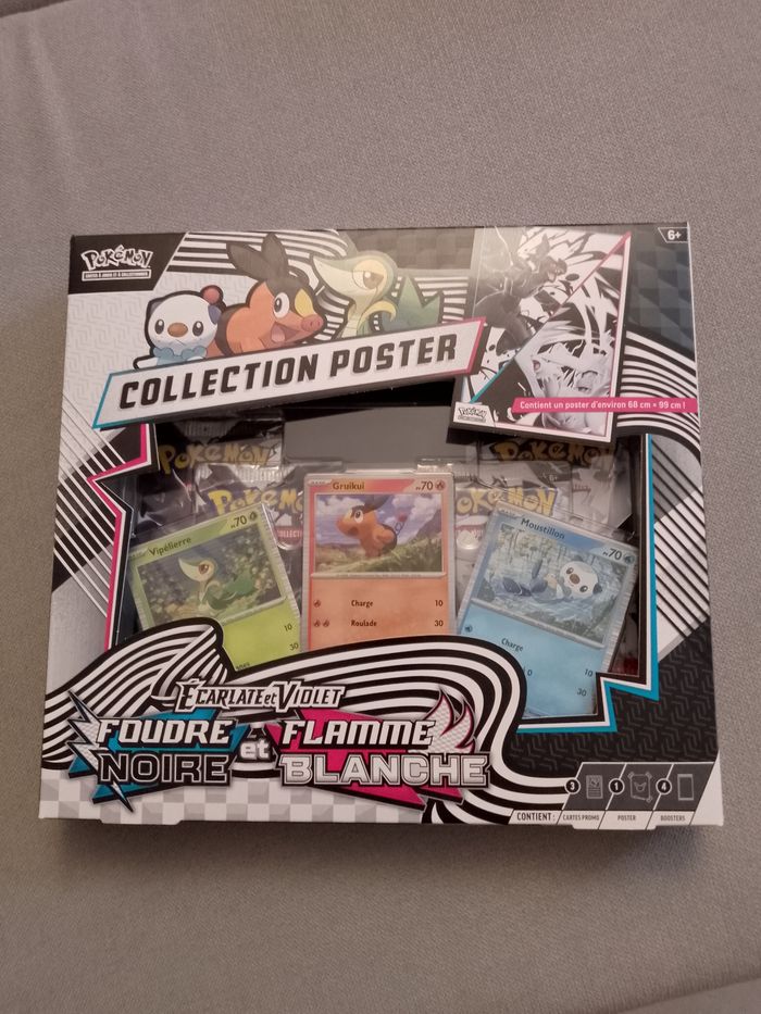 Coffret collection poster EV10.5 pokémon