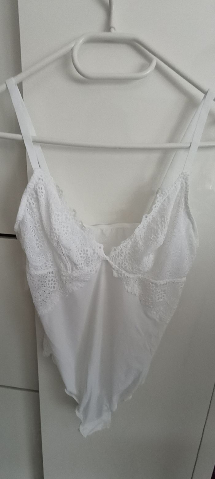 Body lingerie femme taille 38