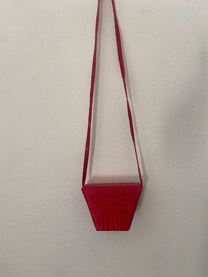 Sac rouge - photo numéro 8