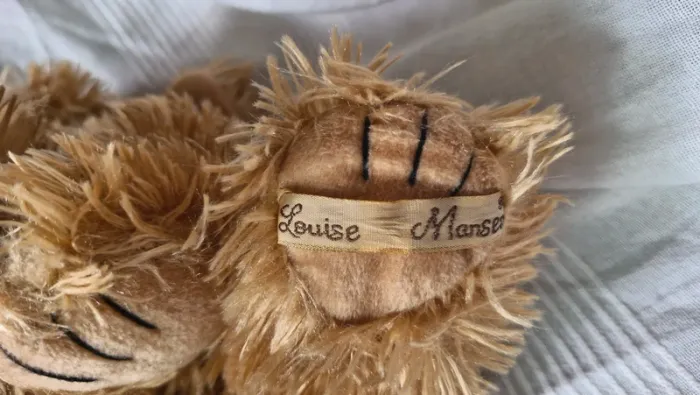 Peluche chien marron  louise mansen - photo numéro 5