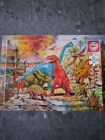 Puzzle dinosaure 100 pièces