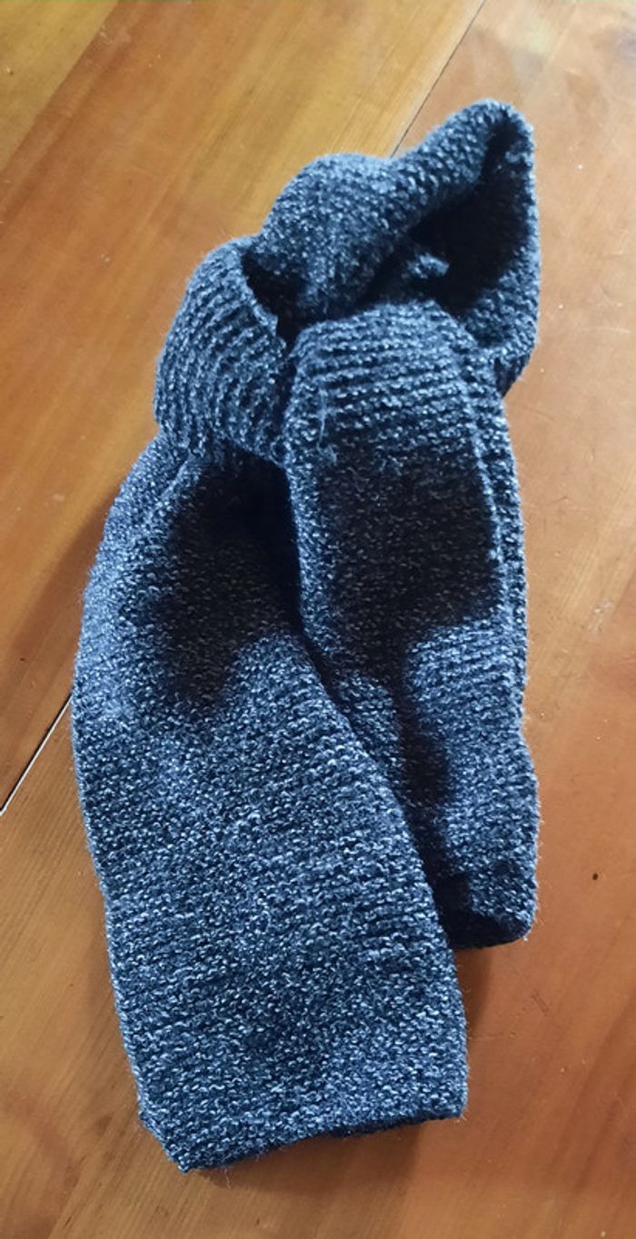 Ensemble bonnet et écharpe gris - photo numéro 3