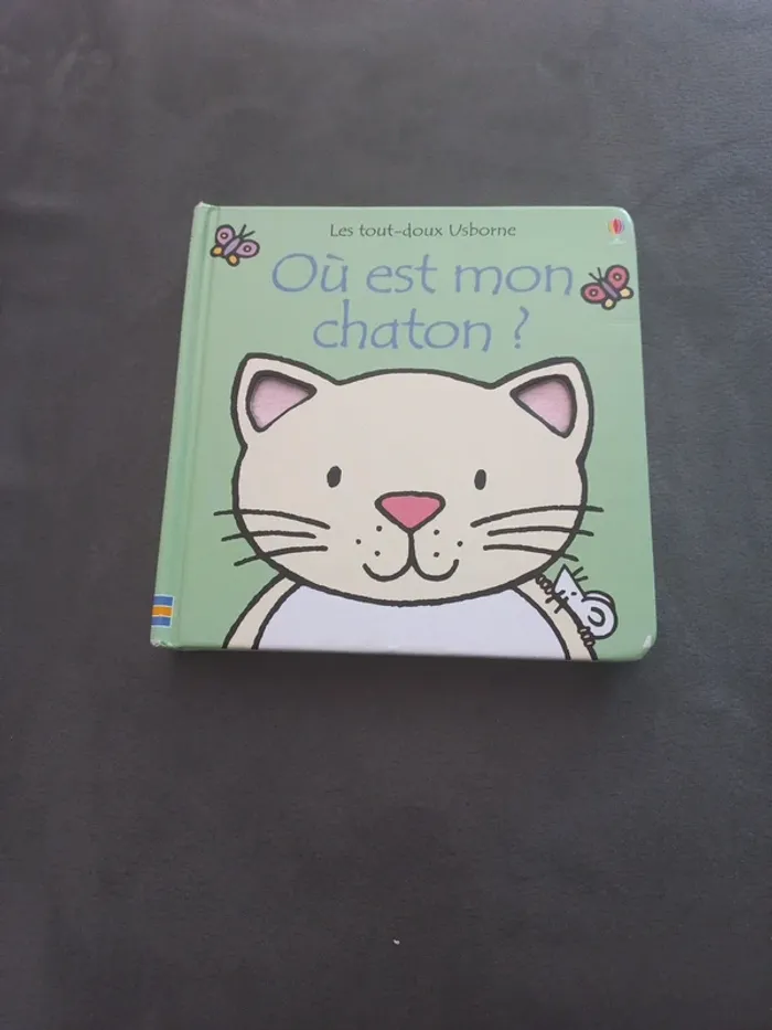 Livre cartonné ou est mon chaton bebe