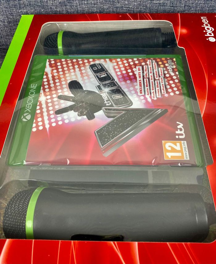 Pack Collector Xbox One The Voice UK + 2 Microphones NЕUF sous blister / Sealed - photo numéro 2