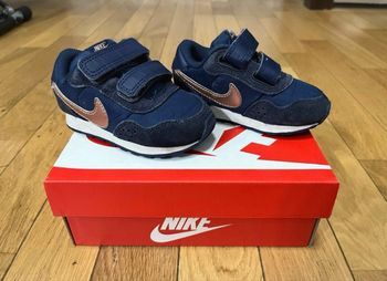 Basket Nike taille 21