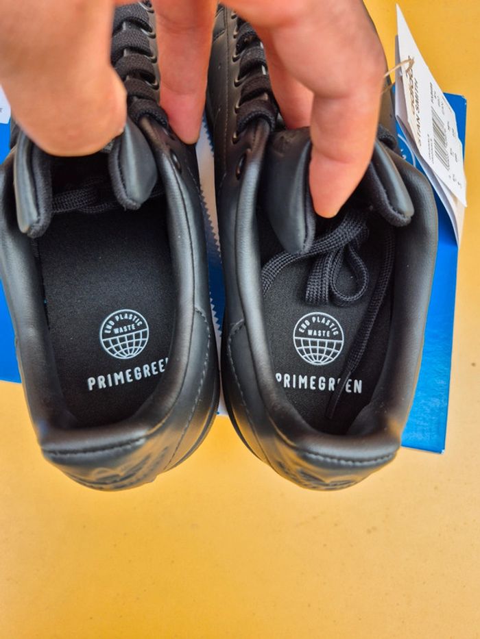 Adidas Stan Smith noir pointure 38 2/3 - photo numéro 5