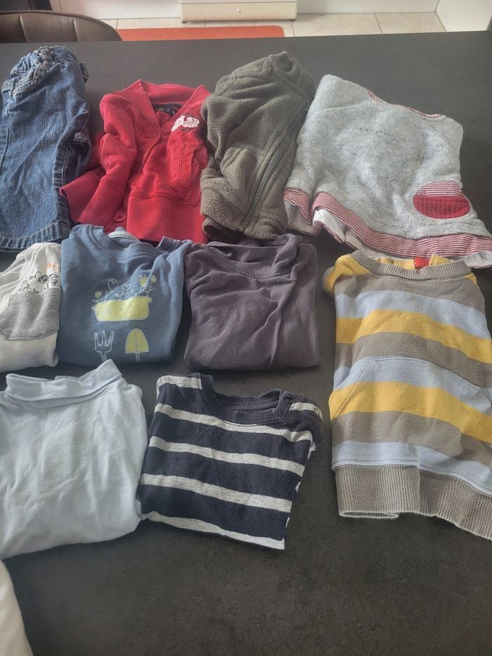 Lot vêtements garçons 6 mois - photo numéro 3