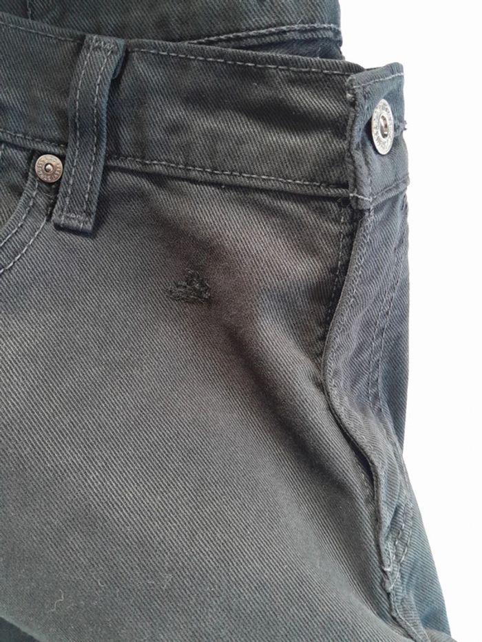 Jean levis 550 relaxed boot cut modèle pour hanches arrondies - photo numéro 17