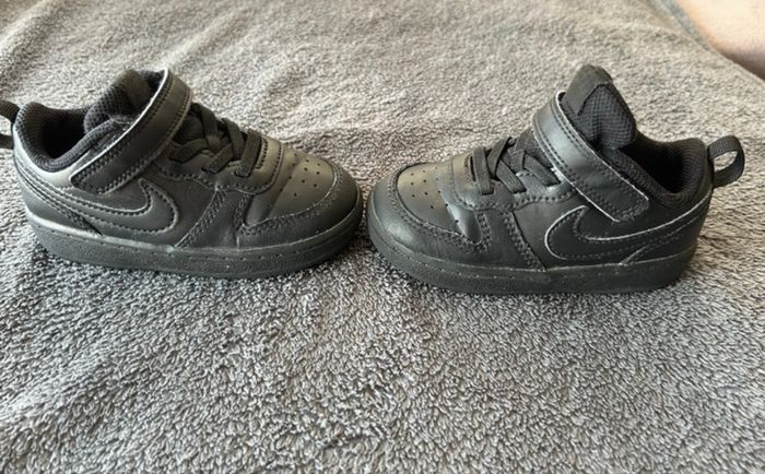 Baskets noir Nike - photo numéro 2