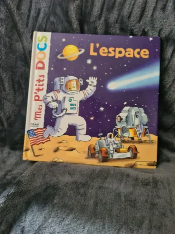 Mes p'tits docs l'espace