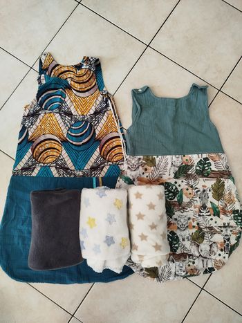 Lot gigoteuses/turbulettes + 3 petits plaid