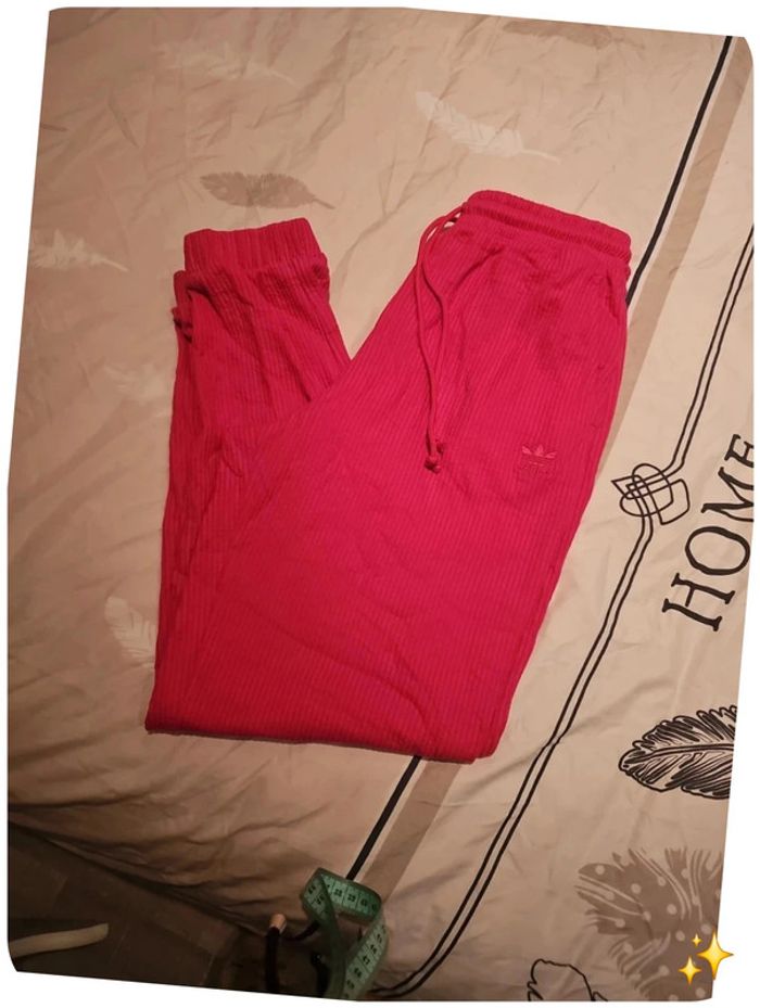 Jogging Adidas rose fuchsia côtelé femme – Neuf avec étiquette
