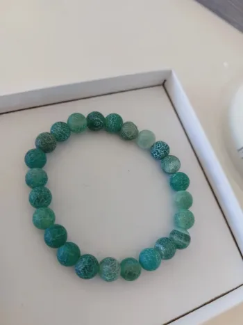 Bracelet pierres naturelles craquelés couleur verte