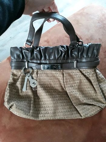 Sac ted lapidus