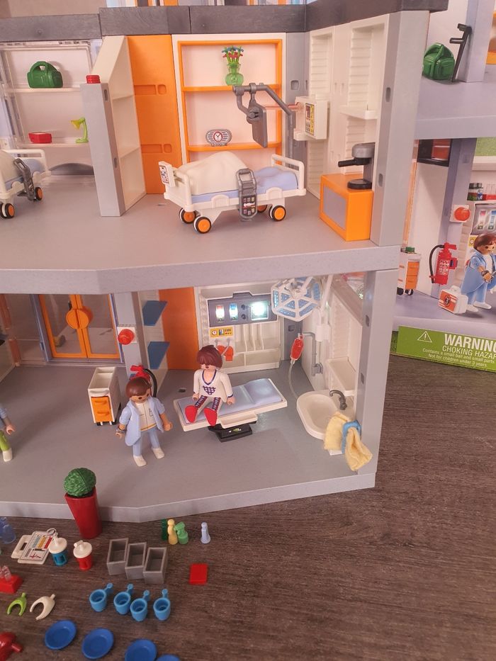 Hopital playmobil 70190 - photo numéro 2