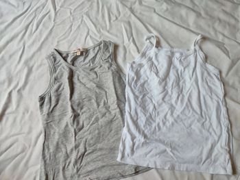 Lot de 2 débardeurs 8 ans