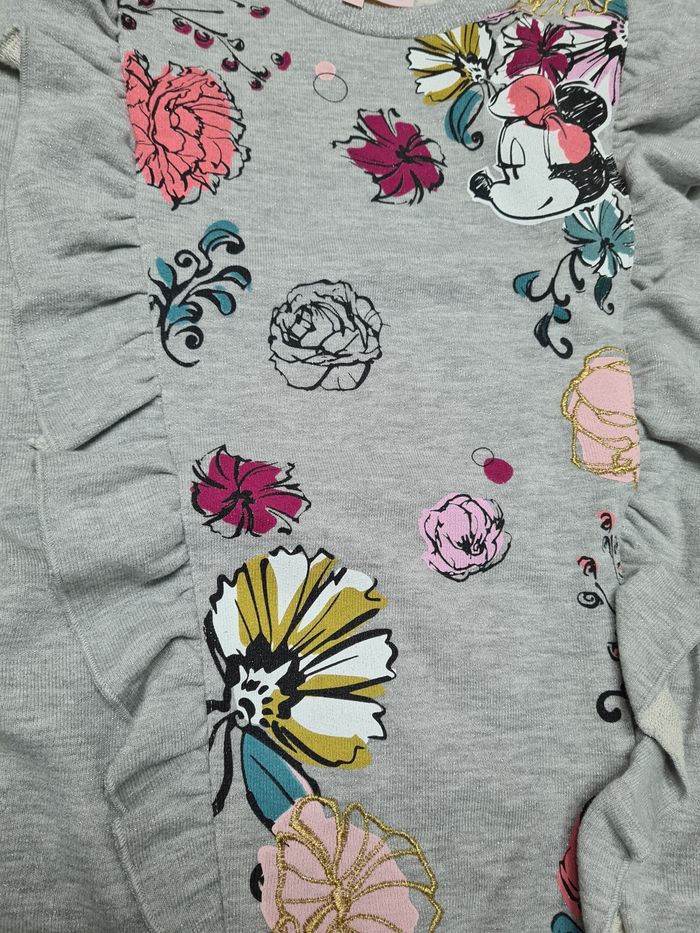 Sweat pull Disney acheté au parc Taille S neuf - photo numéro 4