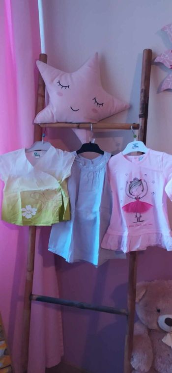 Lot de 3 vêtements fille 18 mois