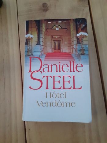 Danielle STEEL Hôtel Vendôme