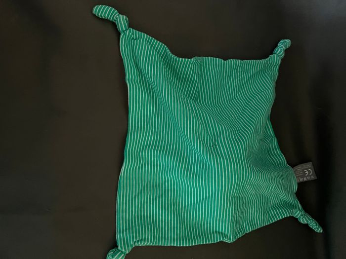 Doudou orchestra ours plat vert 4 noeuds - photo numéro 3