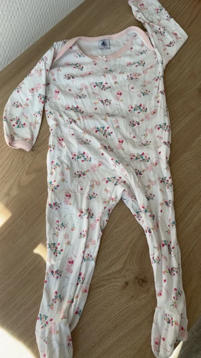 Lot de 2 pyjamas Petit Bateau 18 mois - photo numéro 3
