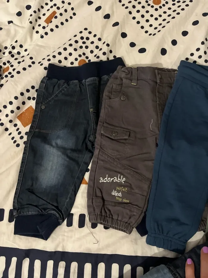 Lot 11 pantalon/short 12 mois - photo numéro 3