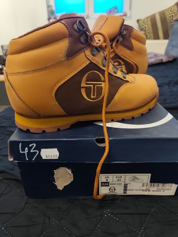 Boots Sergio Tacchini neufs taille 43