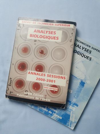 Lot de livres Analyses Biologiques, brevet de technicien supérieur