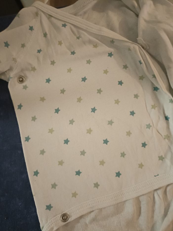 Lot de bodies petit bateau