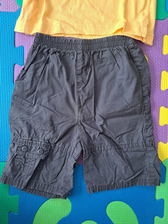 Lot 2 t-shirts + 2shorts 12m - photo numéro 10