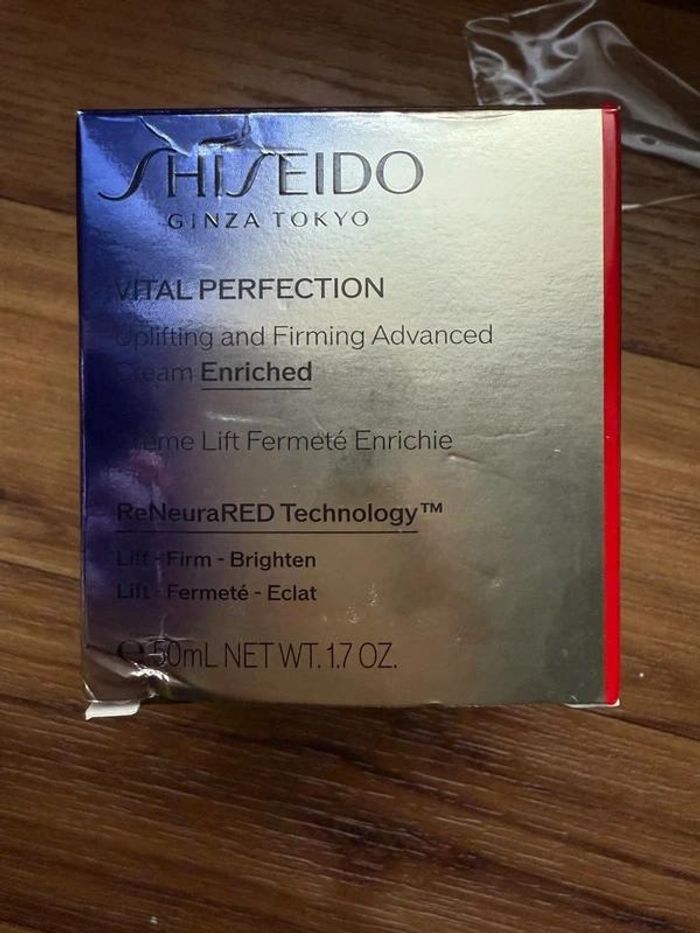 Shiseido vital perfection - photo numéro 2