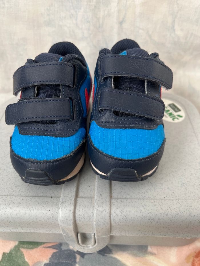 Paire de baskets Nike 18,5 - photo numéro 2