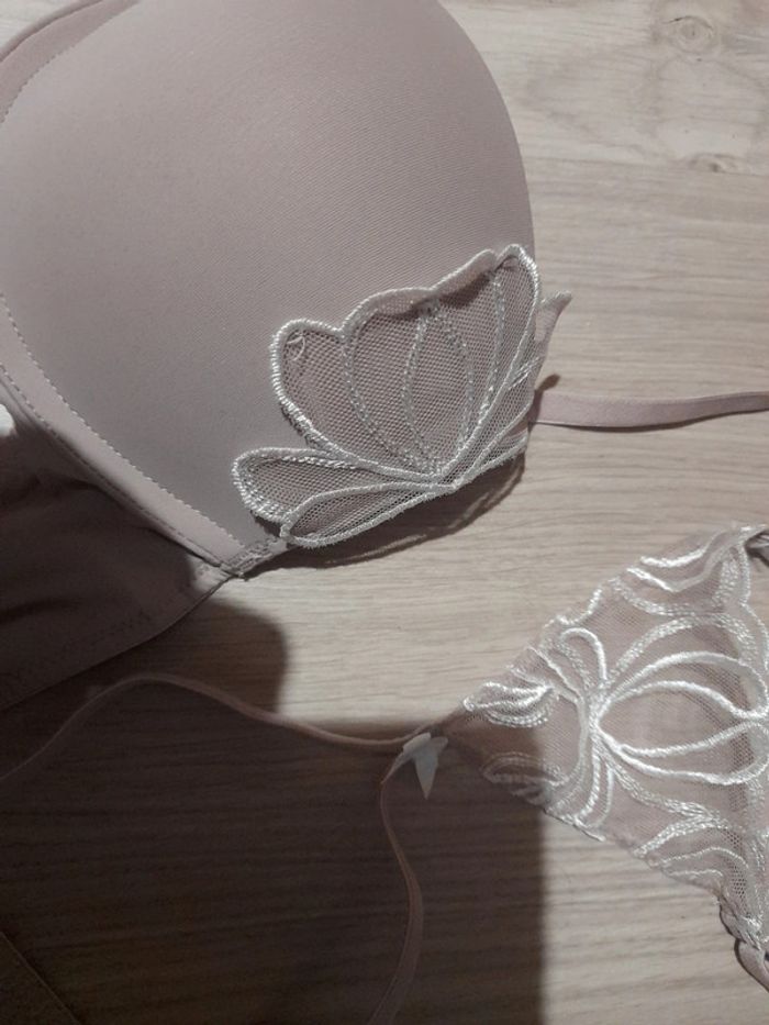 Soutien gorge - photo numéro 8