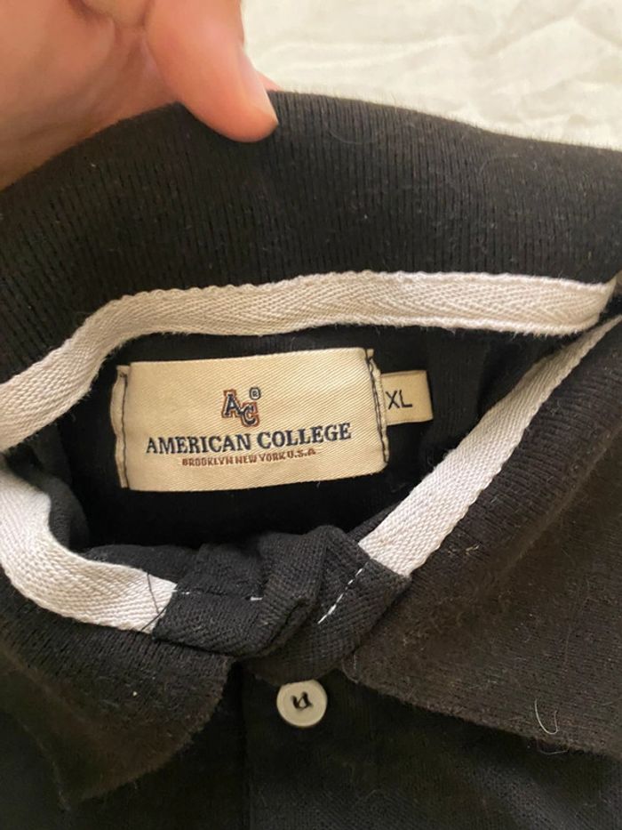 Polo American College – Noir – Brooklyn New York - photo numéro 3