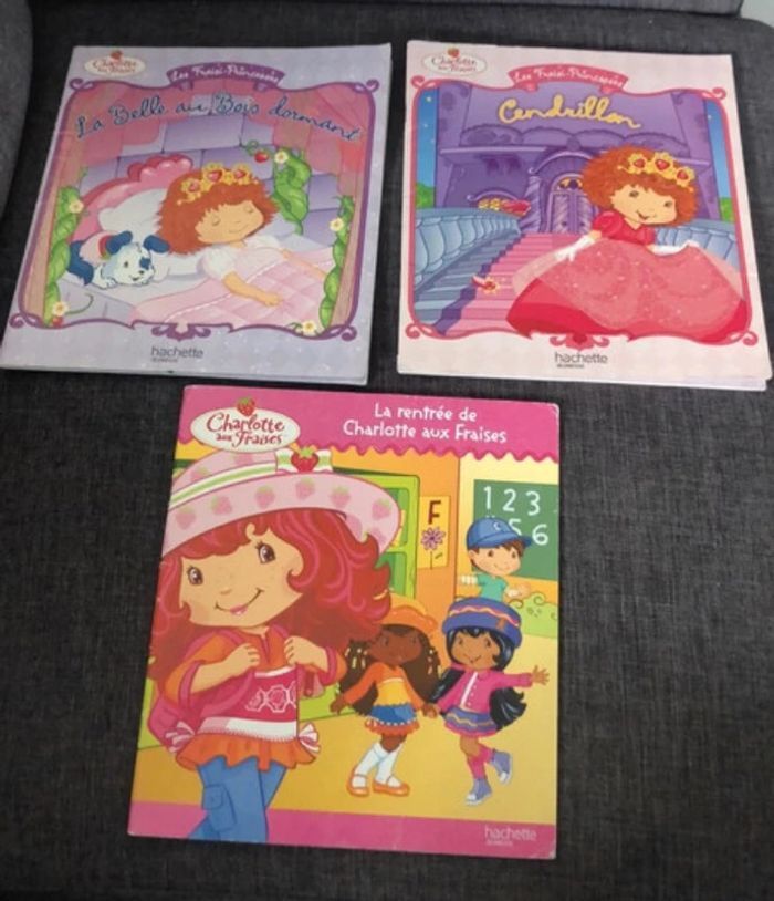 Lot livres charlotte aux fraises - photo numéro 3