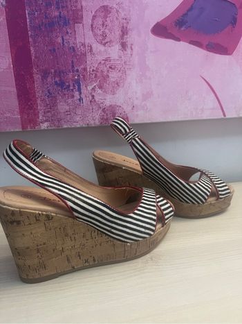 Chaussures talons compensé