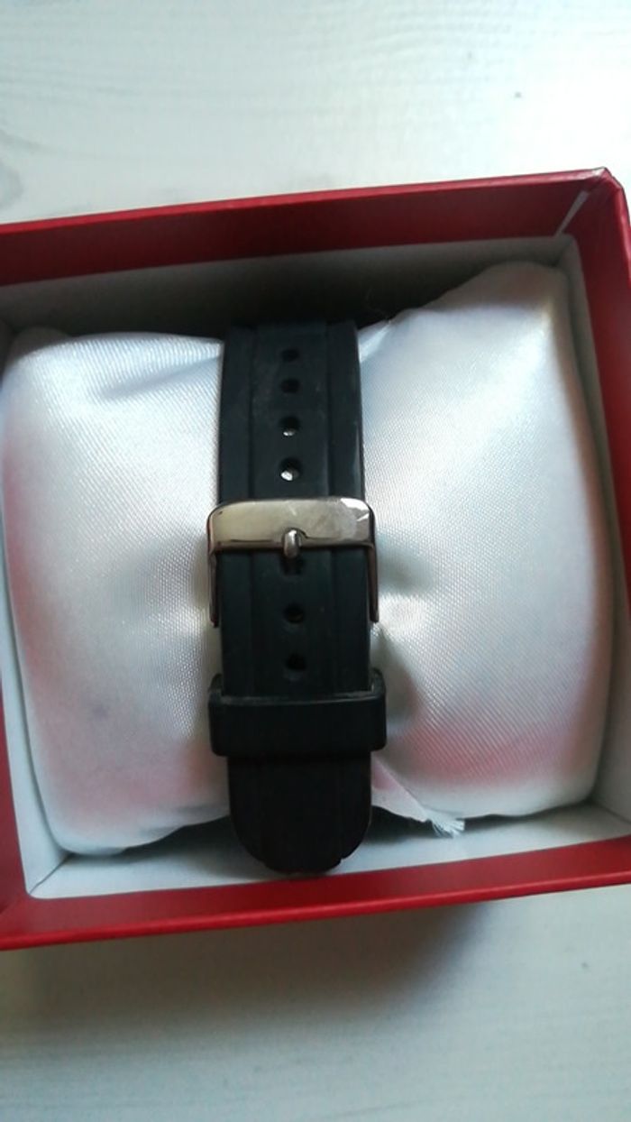 Montre temps des cerises noire silicone - photo numéro 2