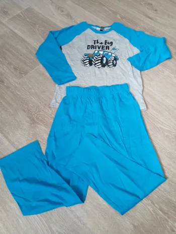 Pyjama neuf garçon 6 ans
