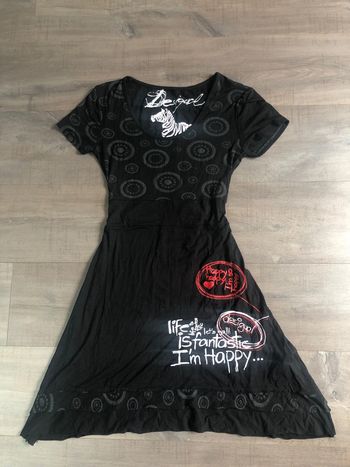 Robe noire Desigual taille S life is fantastic