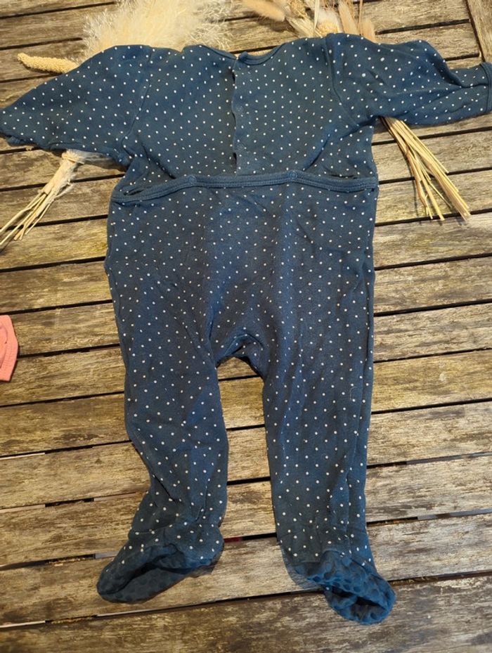 Lot de six pyjamas 12 mois - photo numéro 10