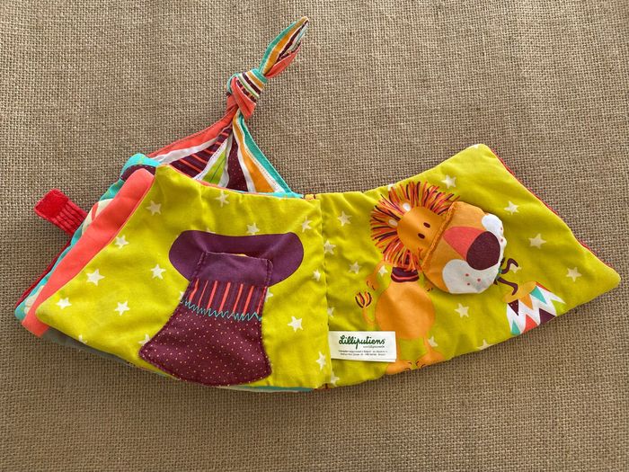 Livre en tissu d’activités cirque Lilliputiens - photo numéro 5