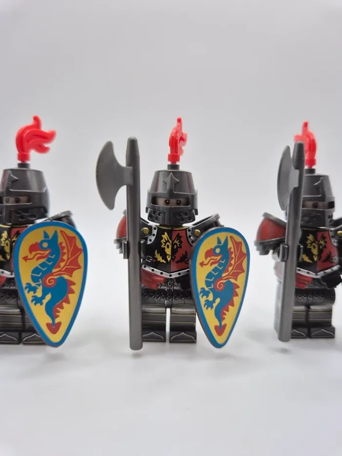 Figurines type lego 4 soldats chevaliers Du Dragon - photo numéro 2
