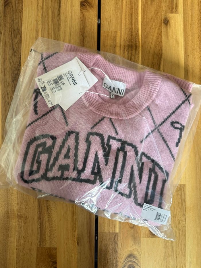 Pull rose en laine Ganni. Taille S. Totalement neuf. - photo numéro 5