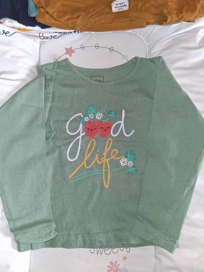 T-shirt