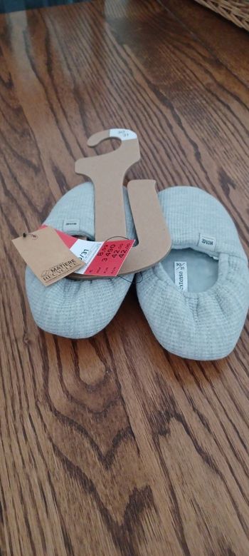 Tres joli paire de Chaussons fille Pointure 30/31