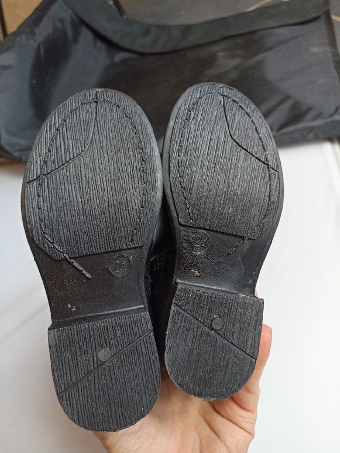 Bottes taille 24 - photo numéro 4