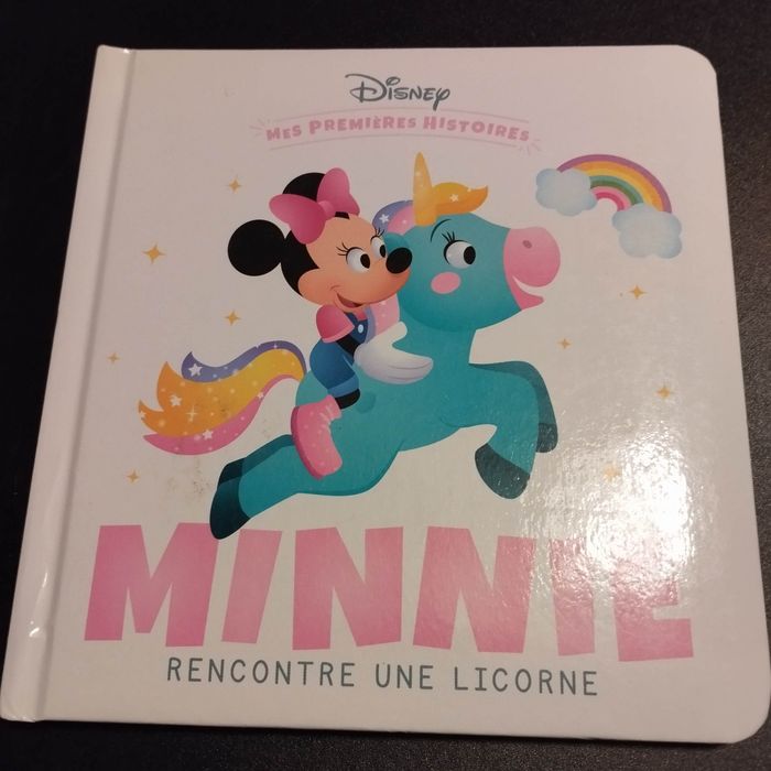 Livre enfant Disney mes premières histoires Minnie rencontre une licorne 🦄